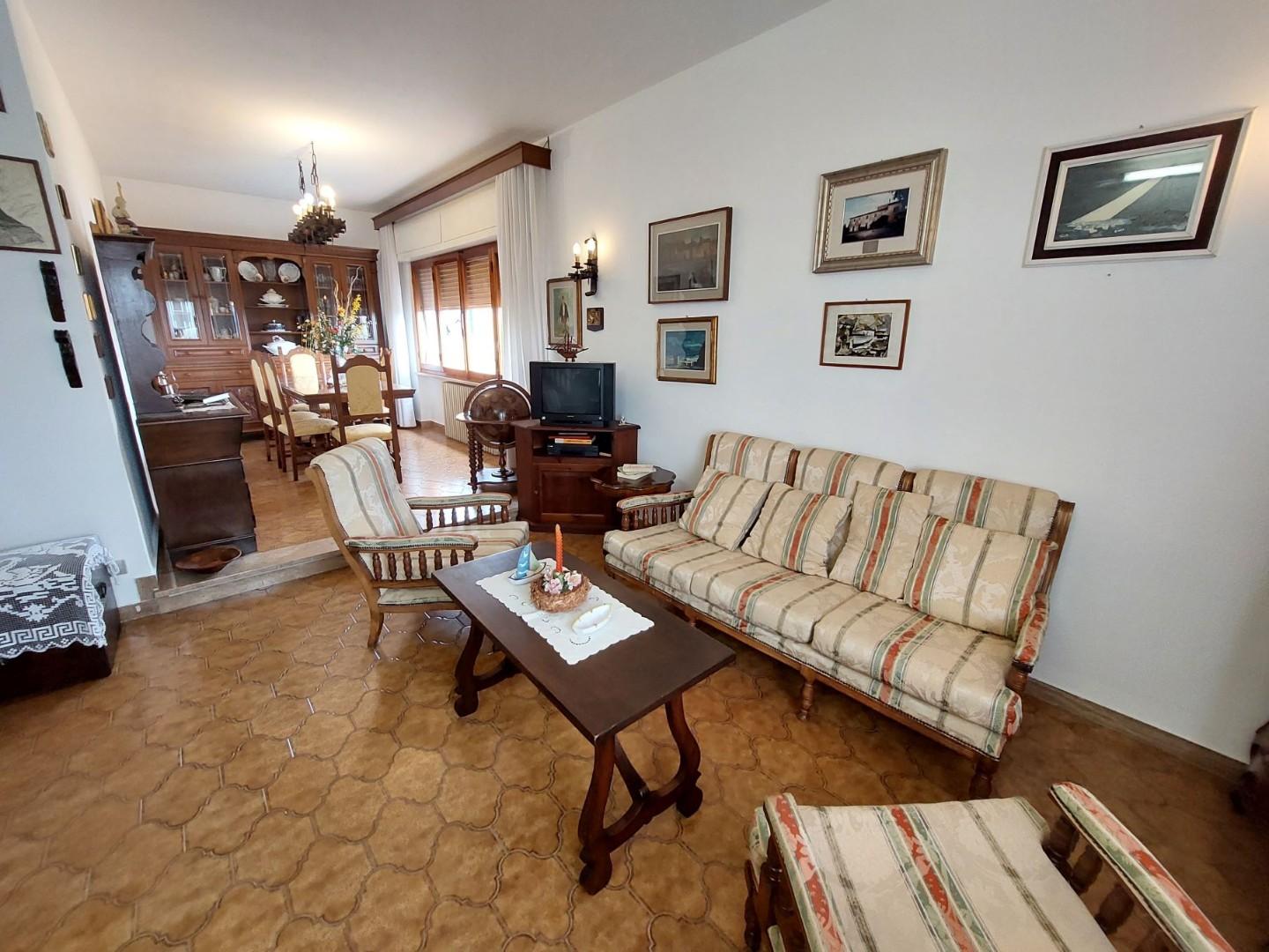 Villa Bifamiliare con giardino, Rosignano Marittimo polveroni