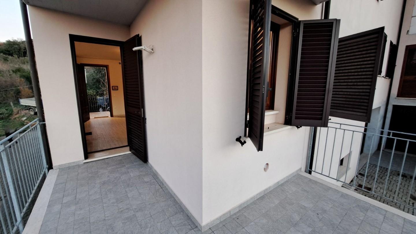 Trilocale con terrazzi, Rosignano Marittimo nibbiaia