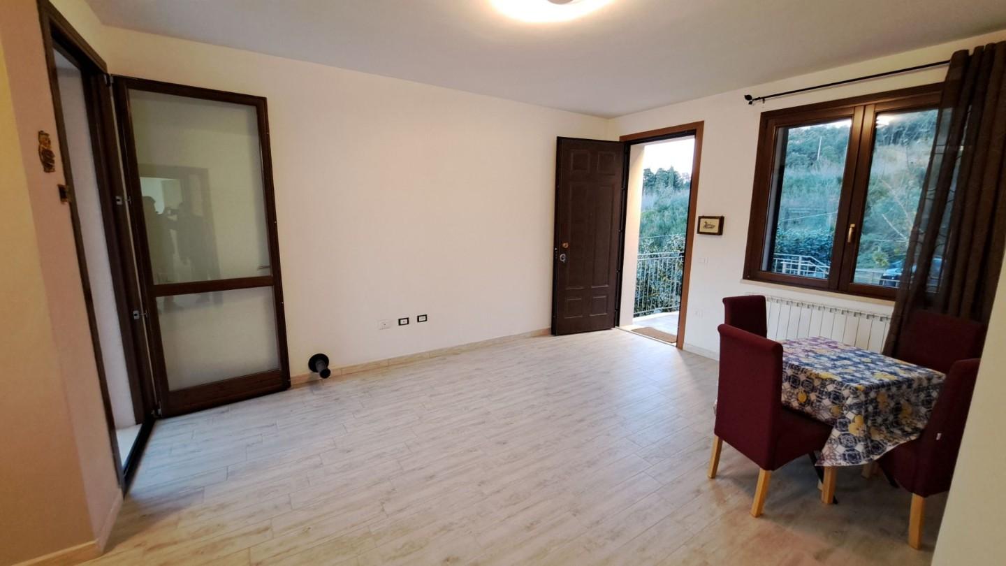 Trilocale con terrazzi, Rosignano Marittimo nibbiaia