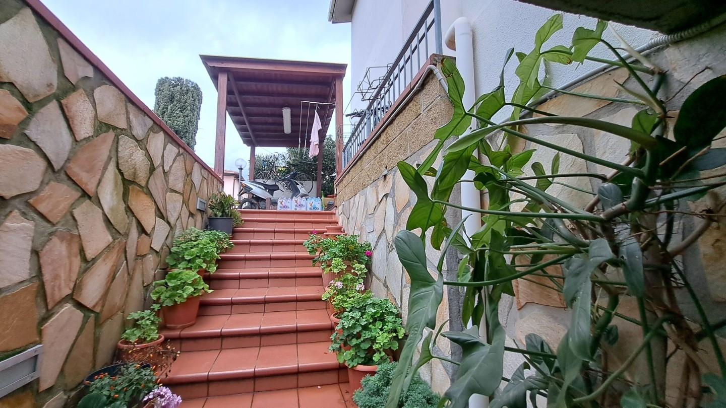 Trilocale con terrazzo, Rosignano Marittimo rosignano solvay