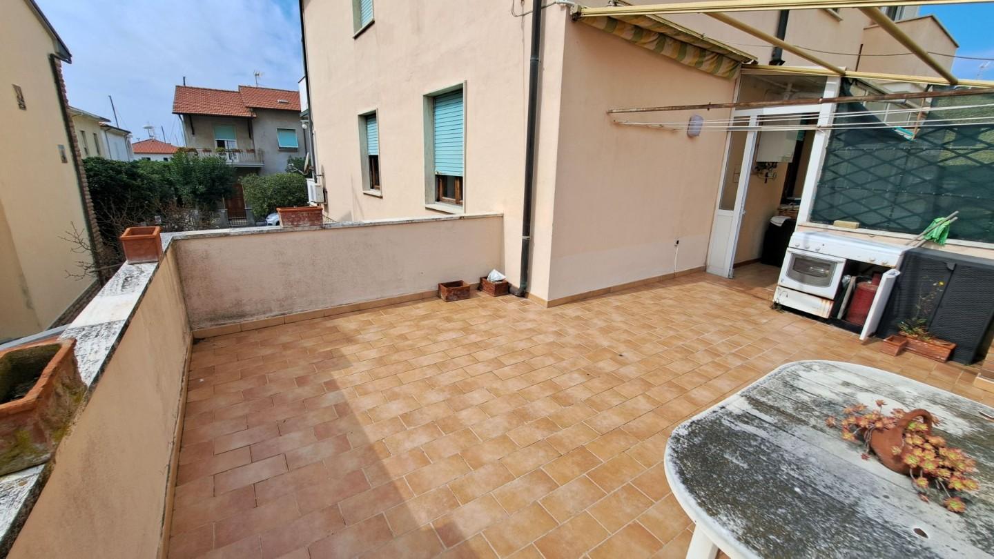 Appartamento con terrazzi, Rosignano Marittimo rosignano solvay