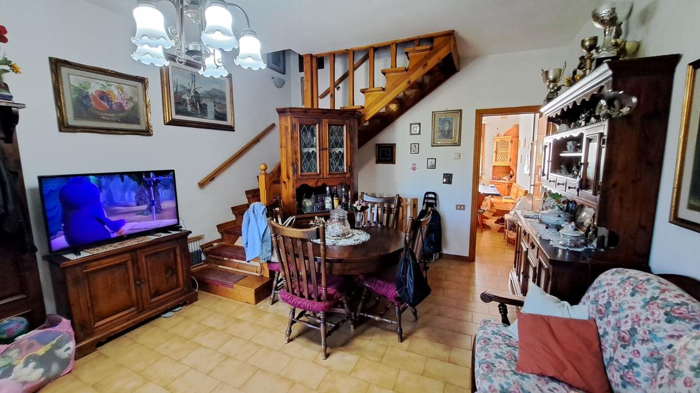 Casa indipendente con terrazzo, Rosignano Marittimo rosignano solvay