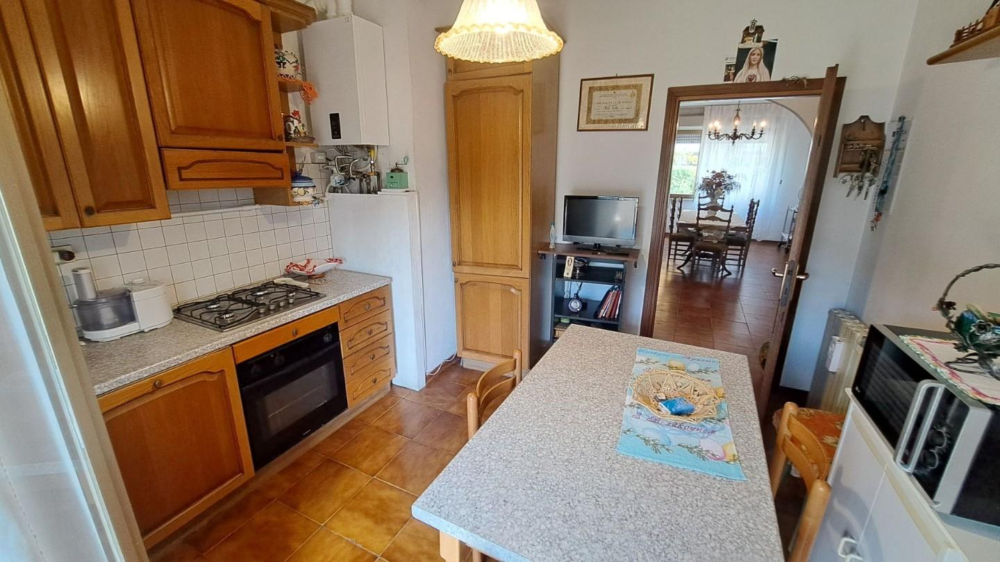 Appartamento con terrazzo, Rosignano Marittimo rosignano solvay