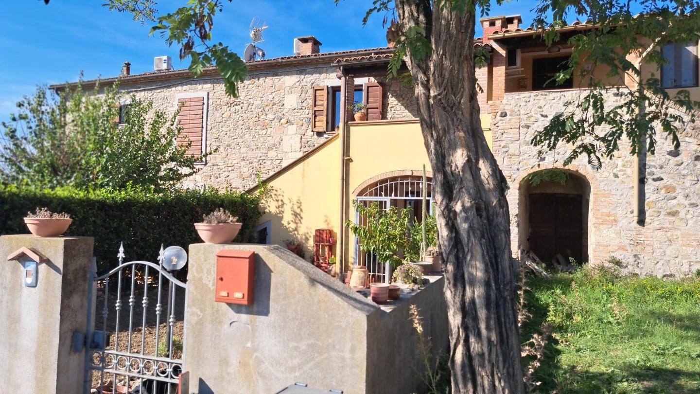 Trilocale con giardino, Santa Luce pastina