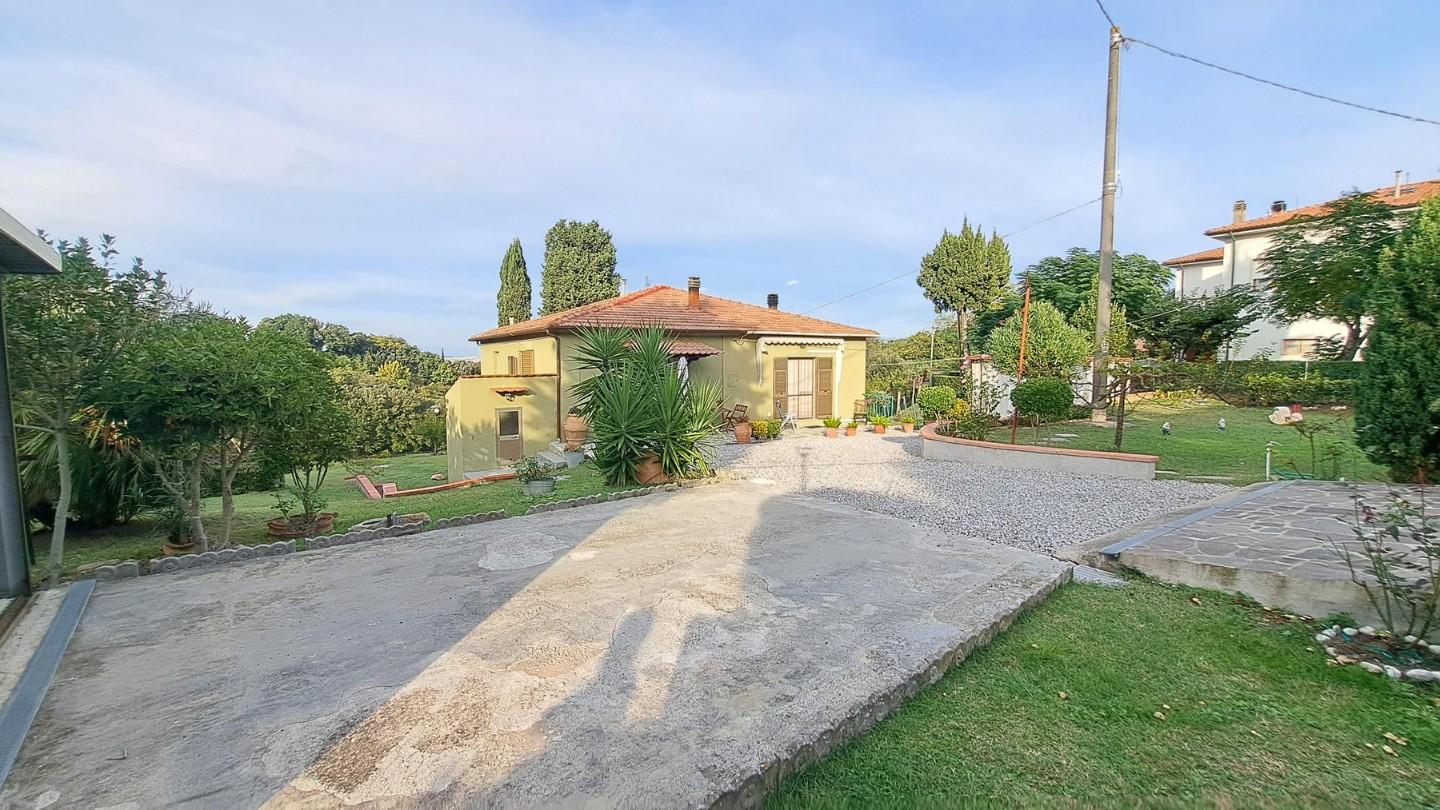 Villa Bifamiliare con giardino, Rosignano Marittimo castelnuovo misericordia