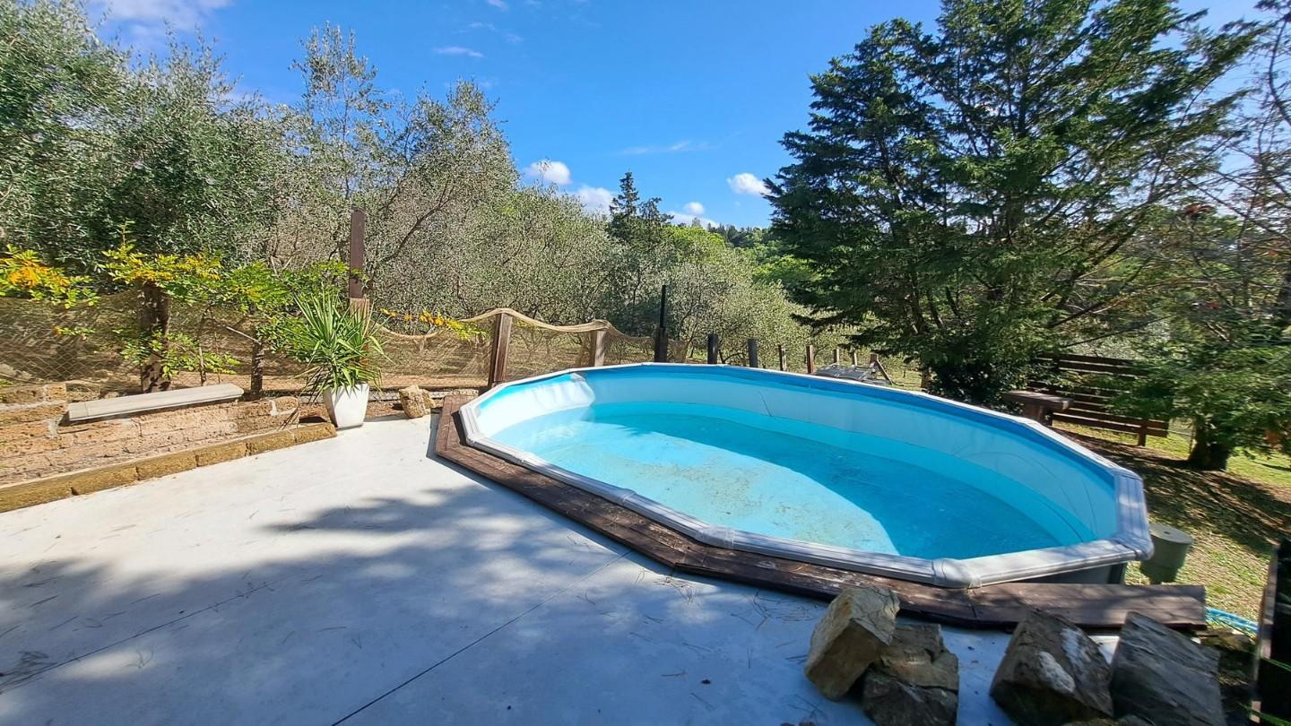 Casa indipendente con giardino a Rosignano Marittimo