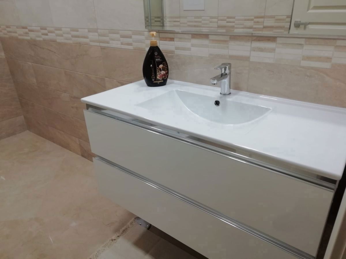 Trilocale arredato in affitto a Brindisi