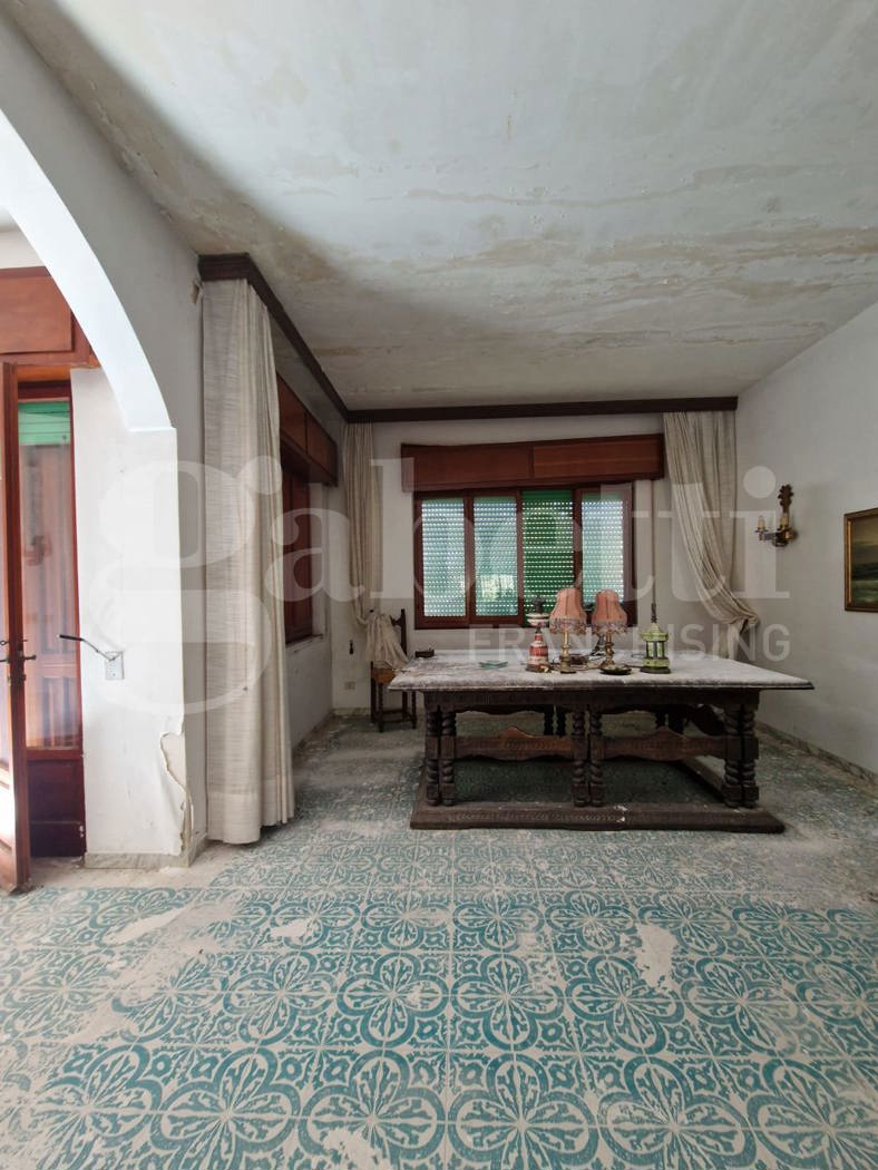 Villa in vendita a Brindisi