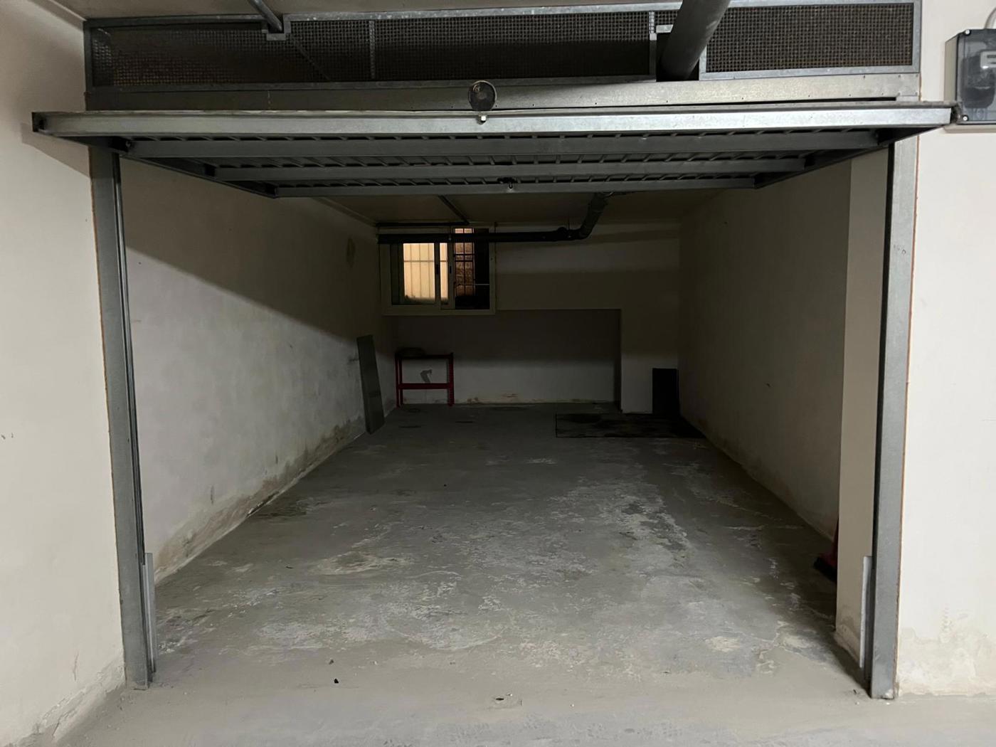 Box/Garage 28mq in vendita a Brindisi