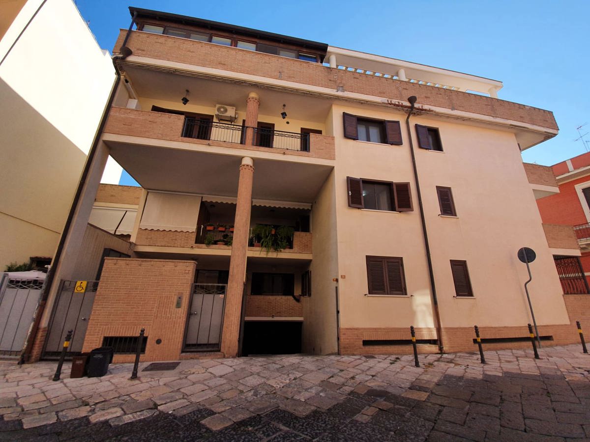 Loft arredato in affitto a Brindisi