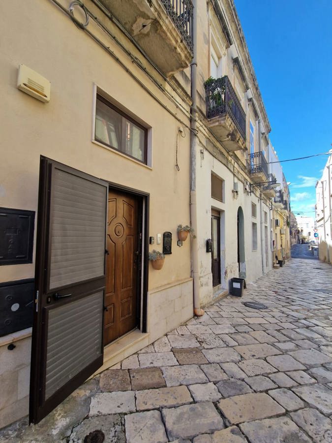 Bilocale arredato in affitto a Brindisi