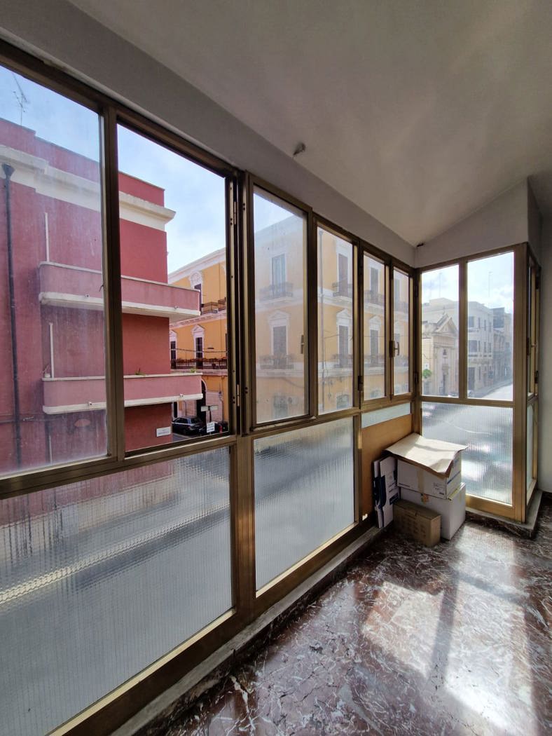 Ufficio da ristrutturare a Brindisi