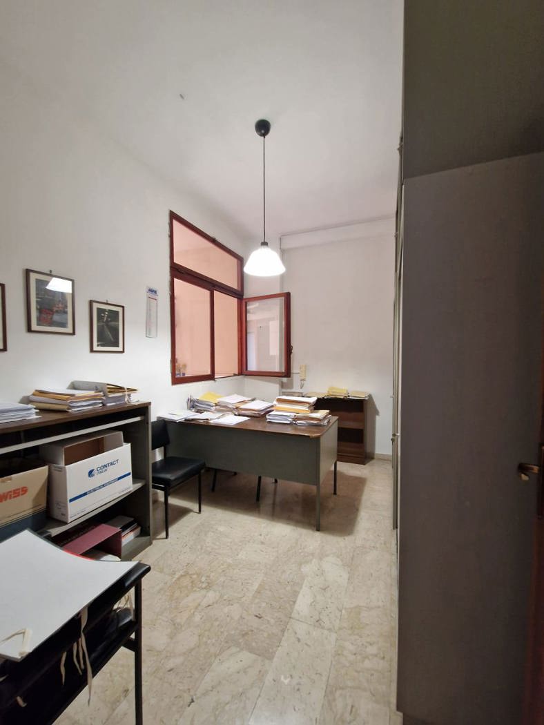Ufficio da ristrutturare a Brindisi