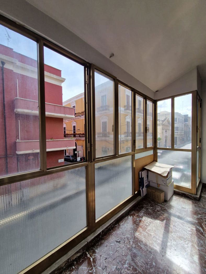 Ufficio da ristrutturare a Brindisi