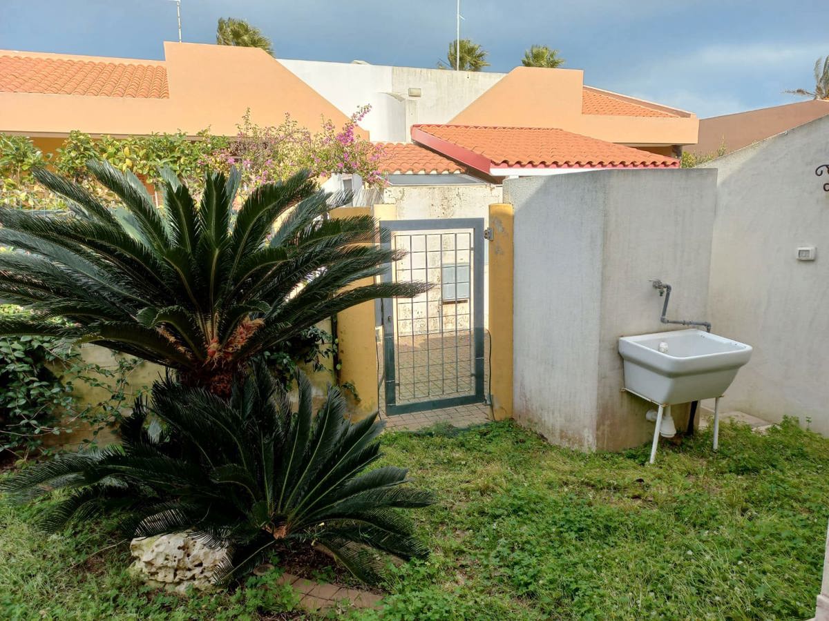 Villa arredata in affitto a Brindisi