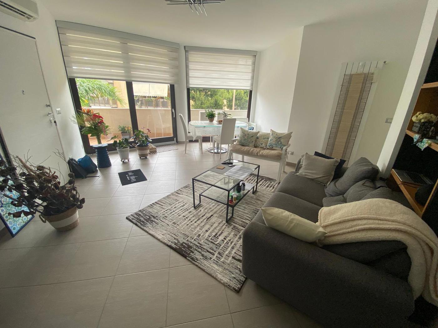 Trilocale arredato in affitto a Brindisi