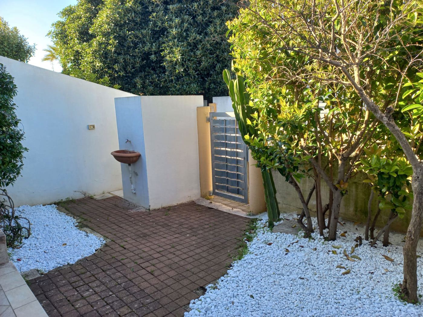 Villa arredata in affitto a Brindisi