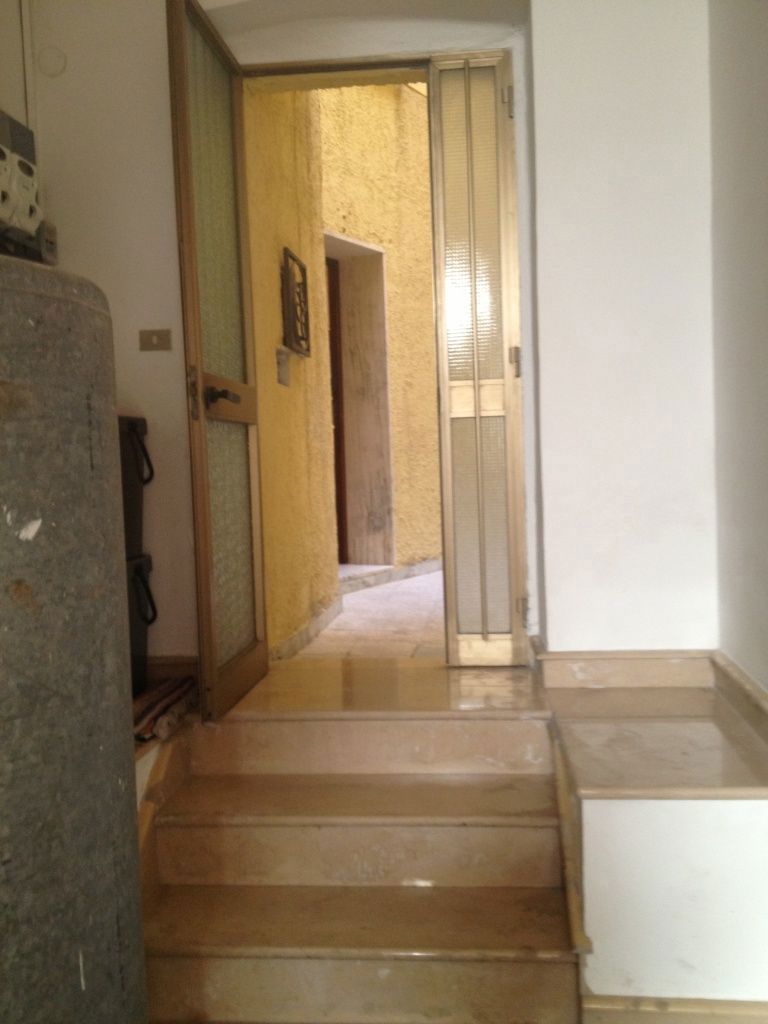 Monolocale arredato in affitto a Brindisi