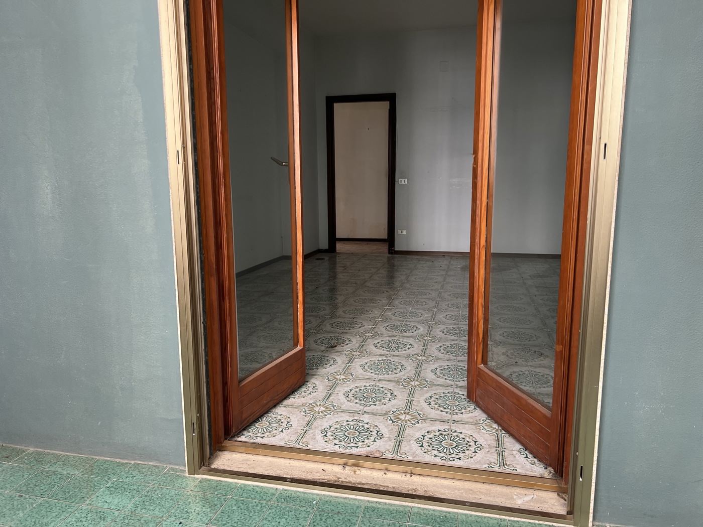 Appartamento con box a Brindisi