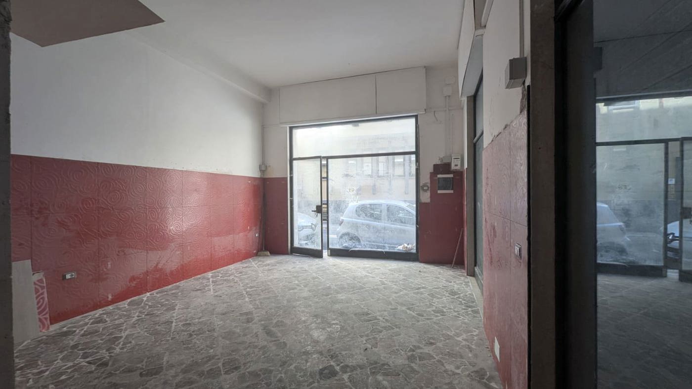 Negozio in affitto a Brindisi