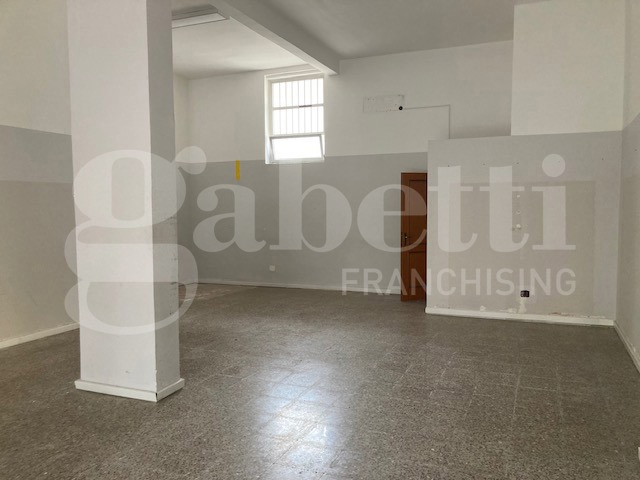 Negozio in affitto a Brindisi
