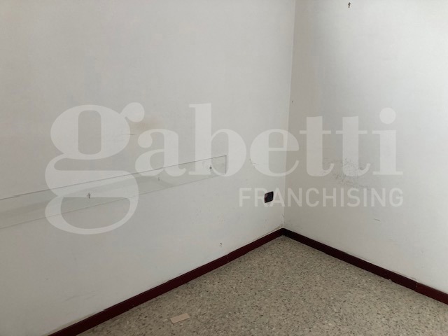 Negozio in affitto a Brindisi