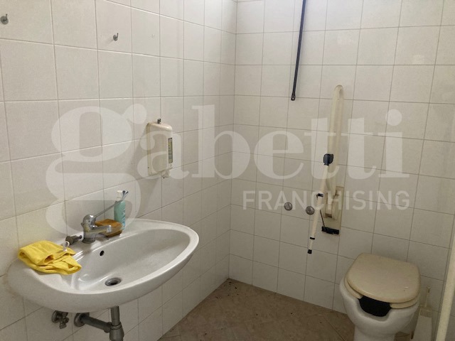 Negozio in affitto a Brindisi