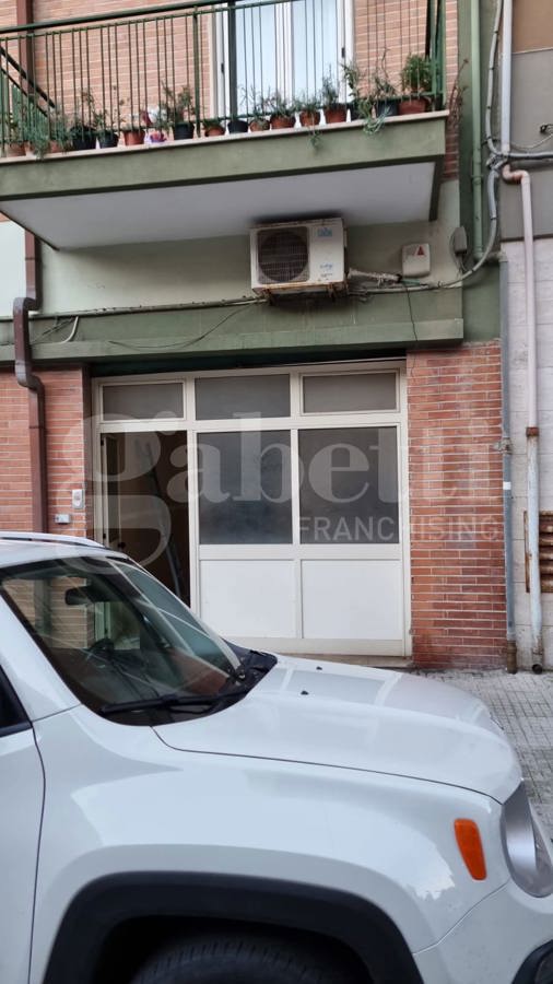 Negozio in vendita a Brindisi