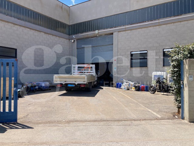 Capannone in vendita a Brindisi