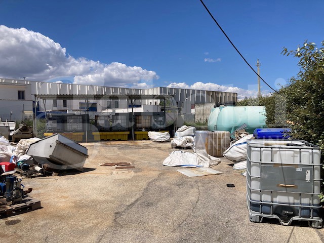 Capannone in vendita a Brindisi