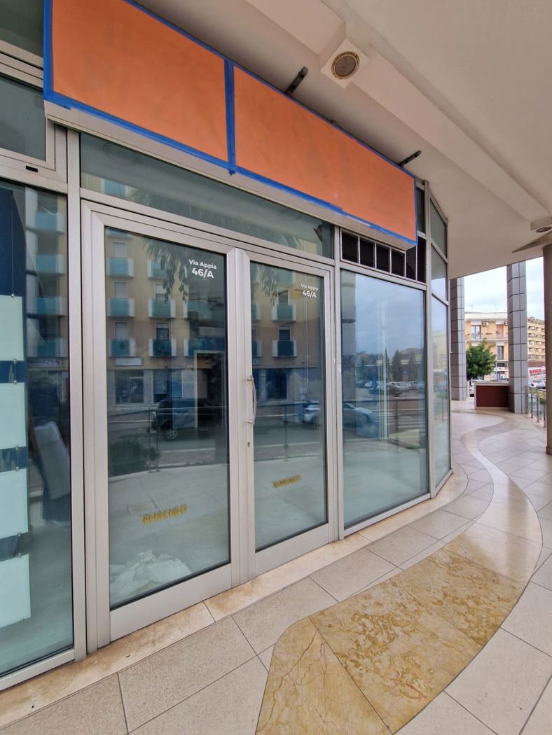 Negozio in affitto a Brindisi