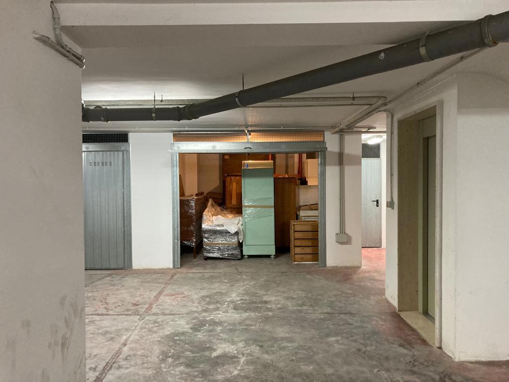 Box/Garage 18mq in vendita a Brindisi