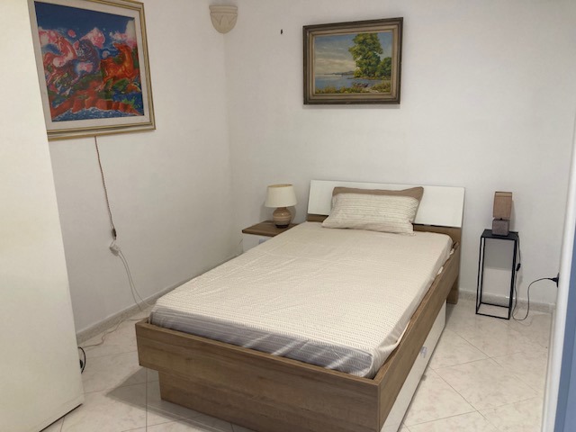 Trilocale arredato in affitto a Brindisi