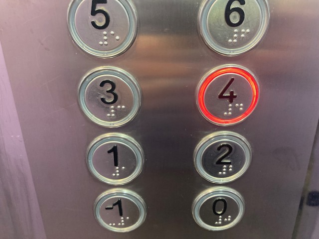 Trilocale arredato in affitto a Brindisi