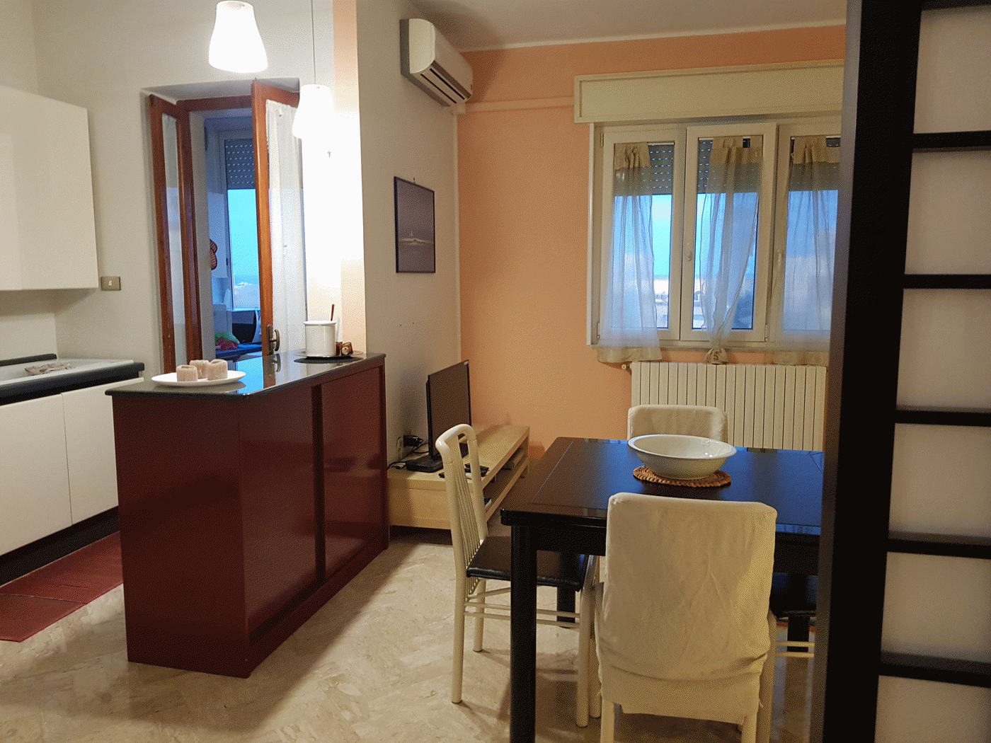 Trilocale arredato in affitto a Brindisi