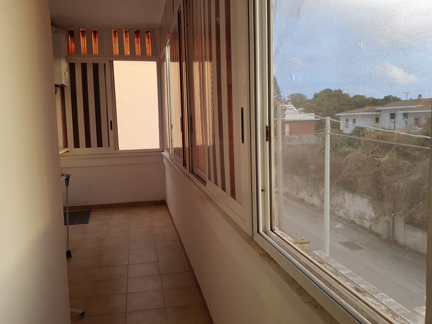 Trilocale arredato in affitto a Brindisi