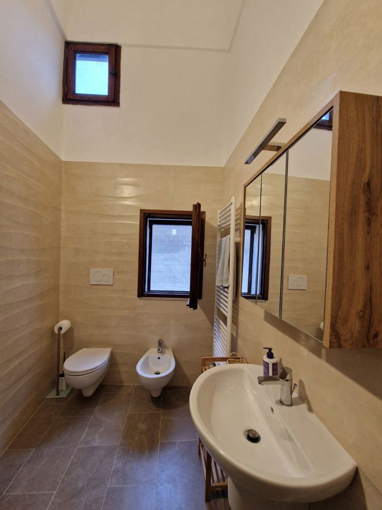 Casa indipendente arredata in affitto a Brindisi