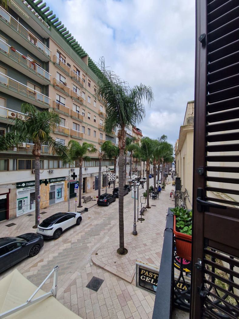 Casa indipendente arredata in affitto a Brindisi