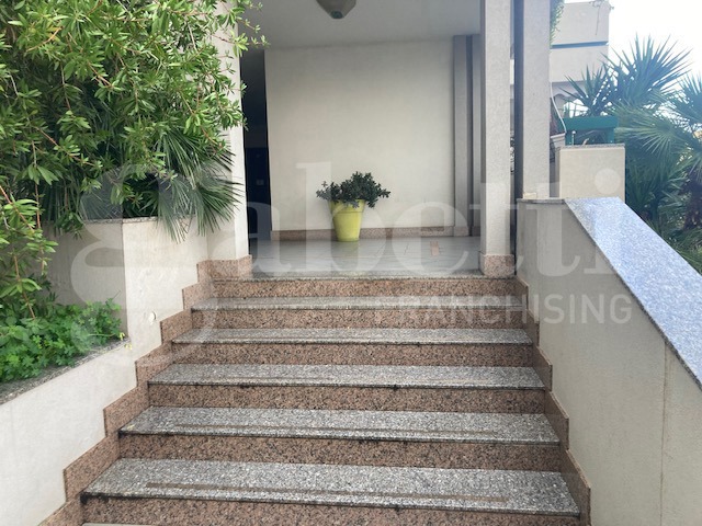 Trilocale arredato in affitto a Brindisi