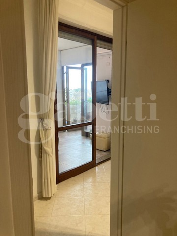 Trilocale arredato in affitto a Brindisi