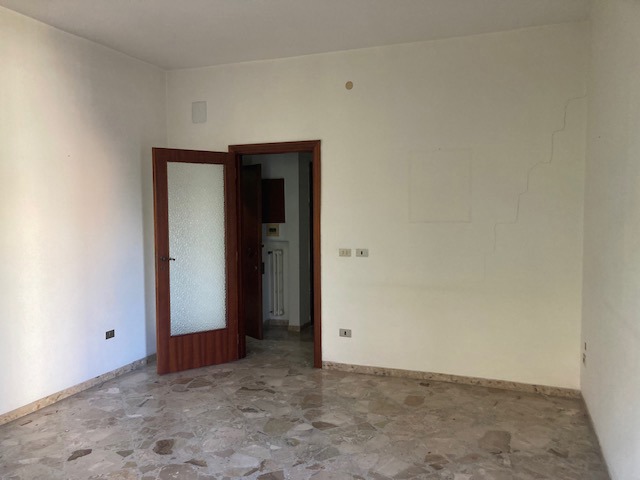 Quadrilocale in vendita a Brindisi