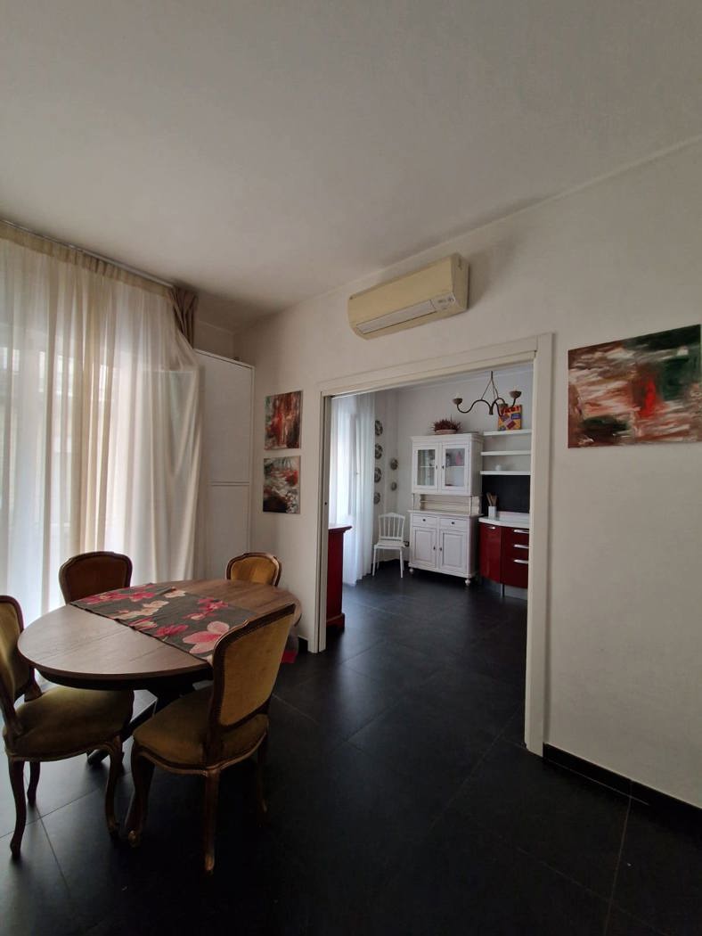 Quadrilocale arredato in affitto a Brindisi