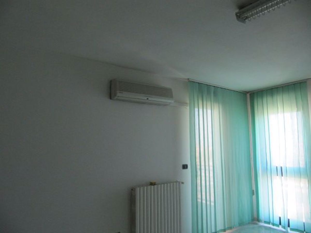 Ufficio in vendita a Brindisi