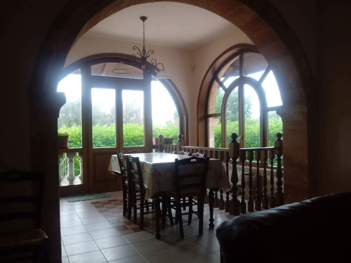 Villa arredata in affitto a Mesagne