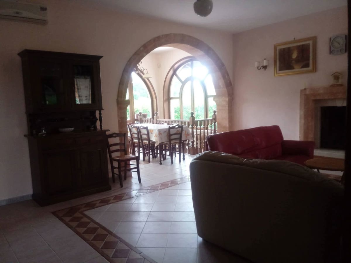 Villa arredata in affitto a Mesagne