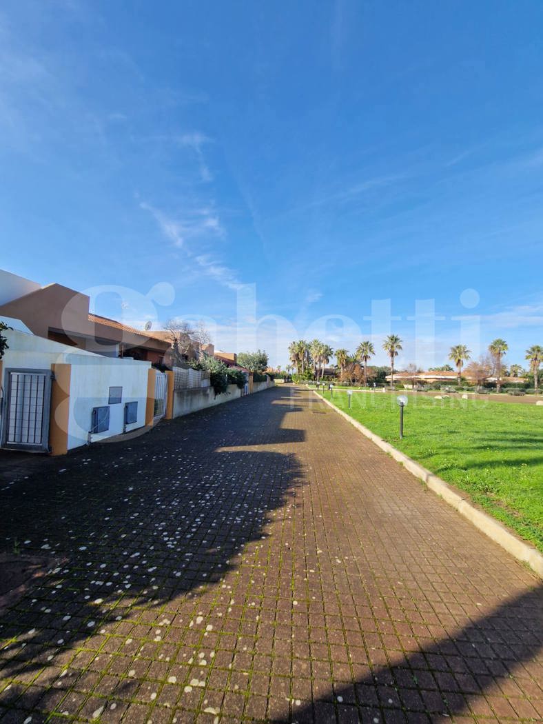 Villa arredata in affitto a Brindisi