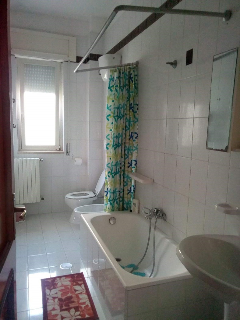 Appartamento arredato in affitto a Brindisi