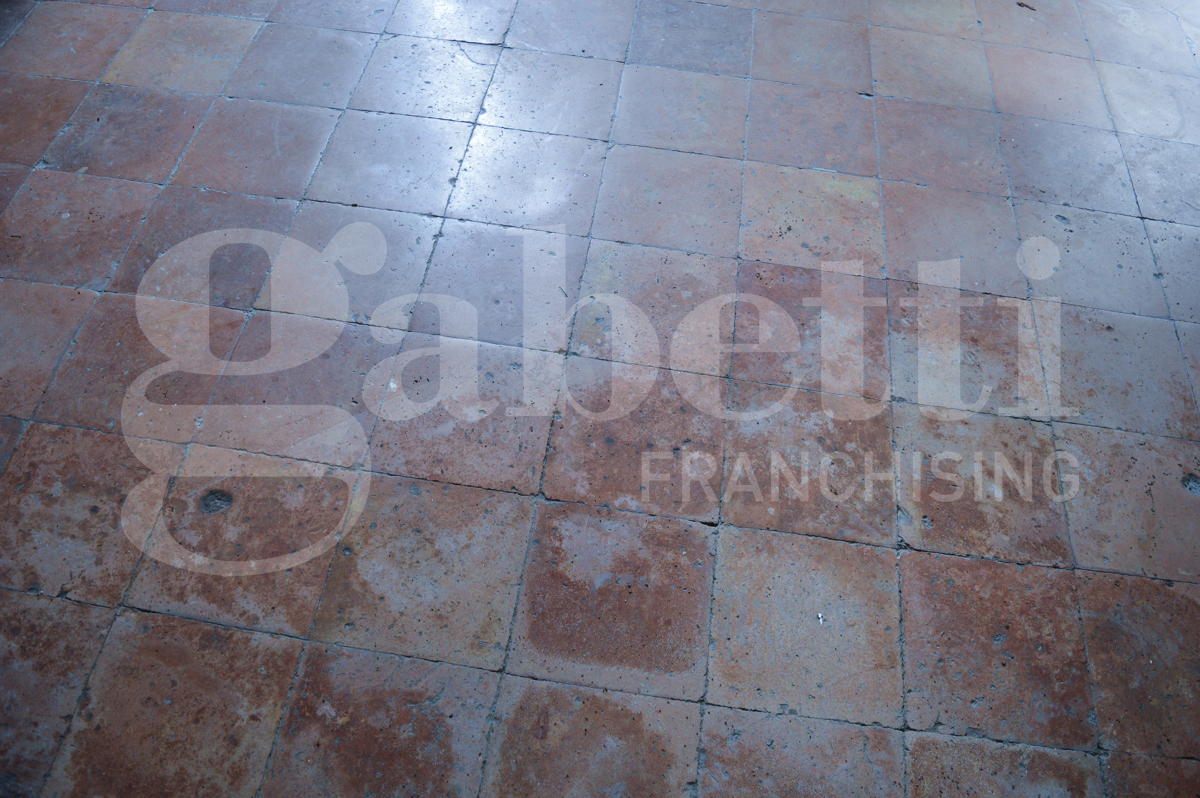 Casa indipendente da ristrutturare a Brindisi