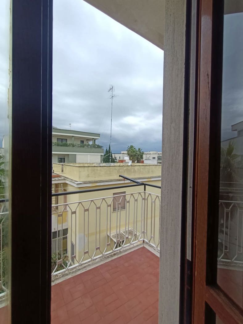Bilocale arredato in affitto a Brindisi