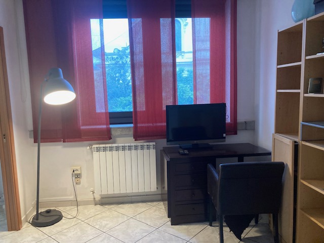 Trilocale arredato in affitto a Brindisi